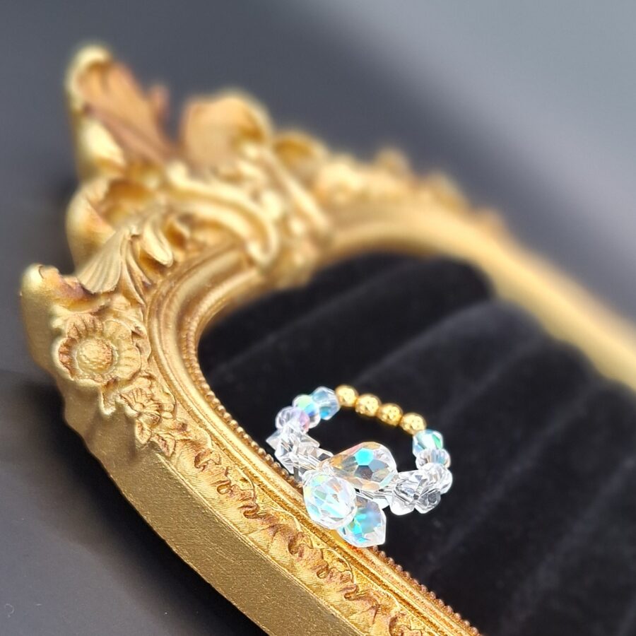 gouden ring met geslepen kristallen en rvs kralen (316l) 
