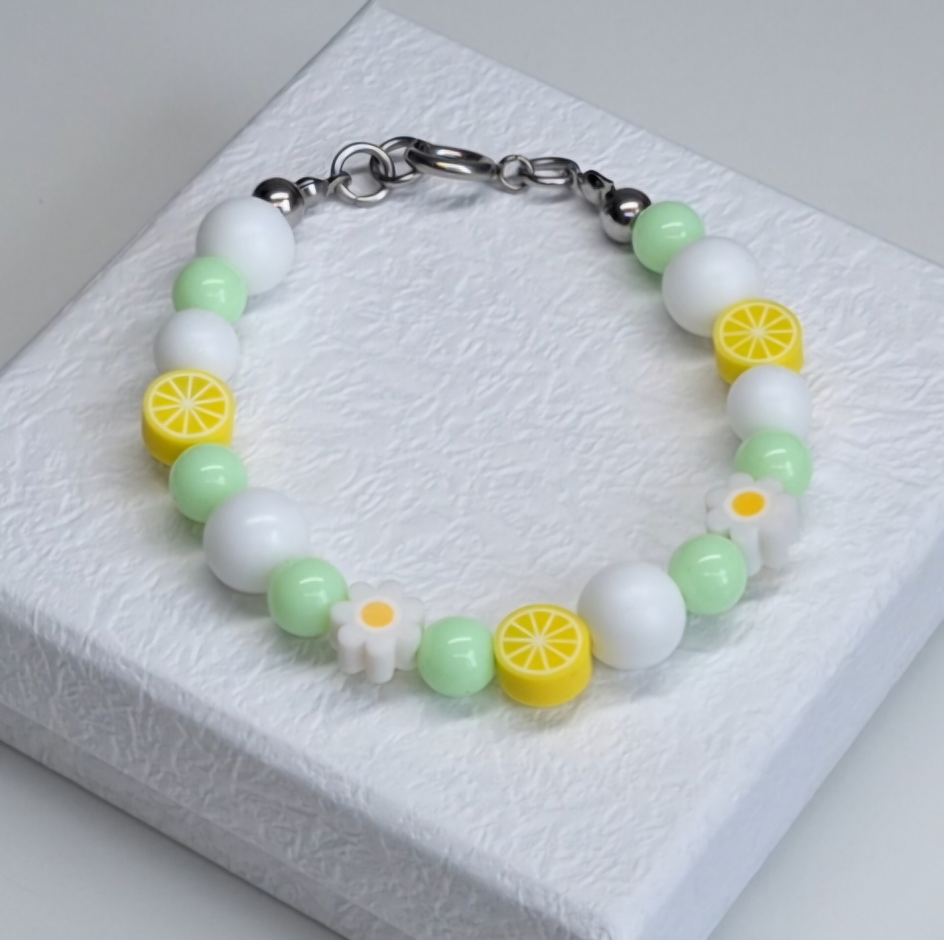 lemon & daisy armband lemon & daisy armband
