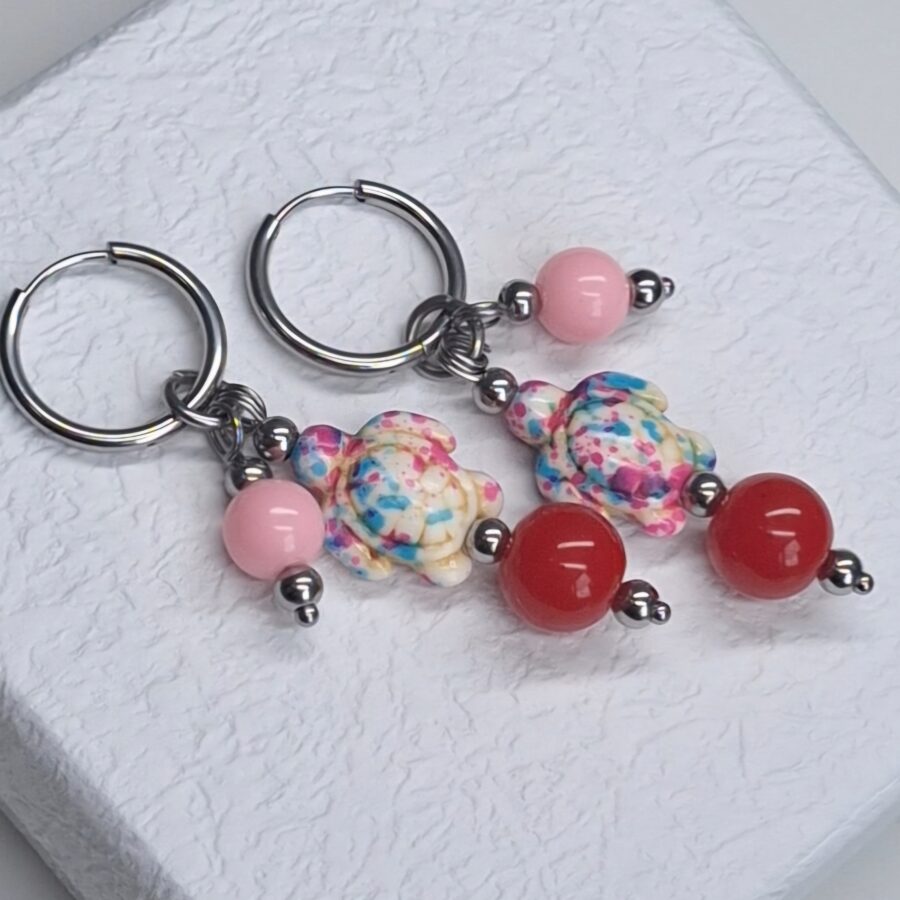 turtle & strawberry oorbellen (1)